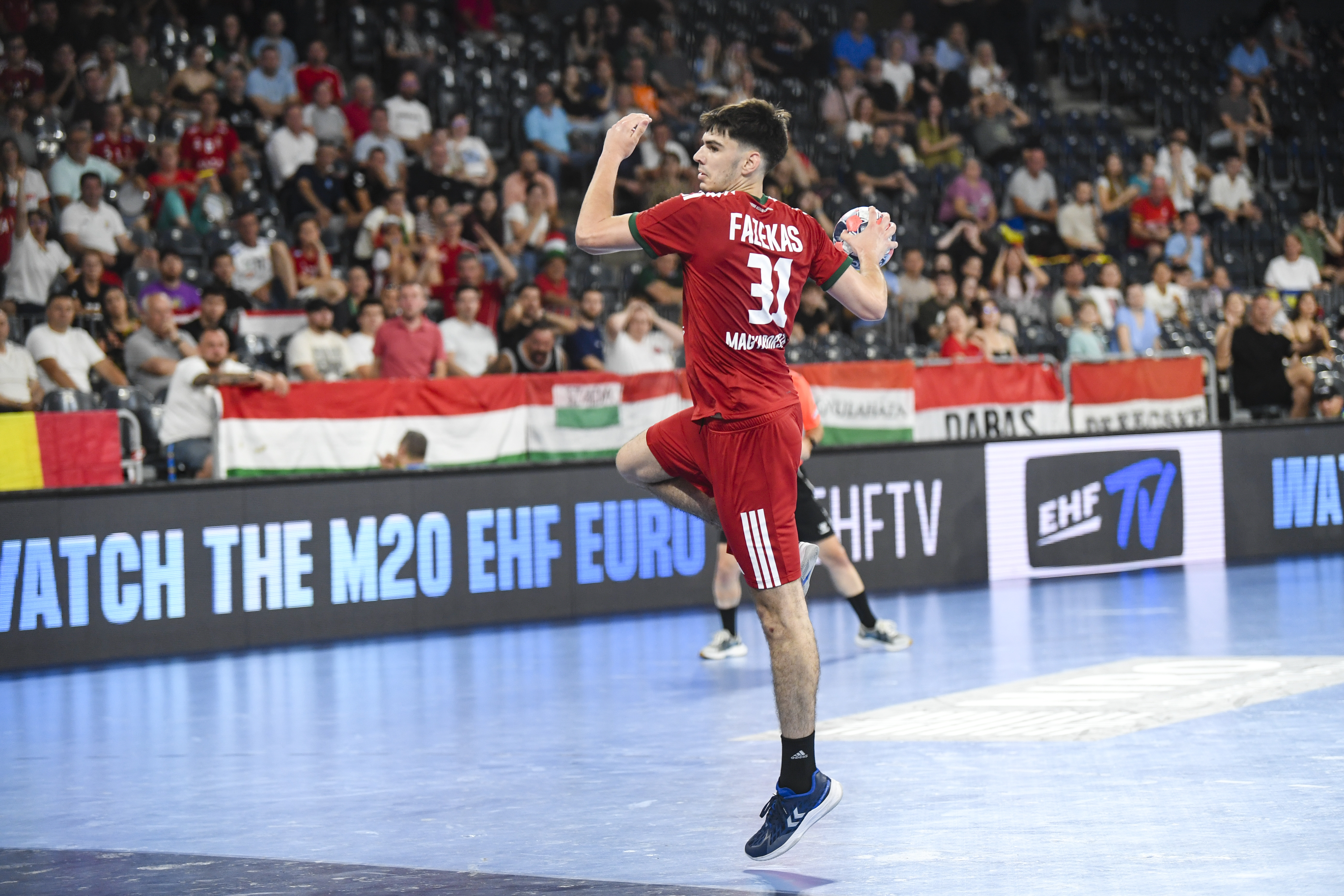 Live blog: Hungary enjoy lead against Slovenia in the semi-final