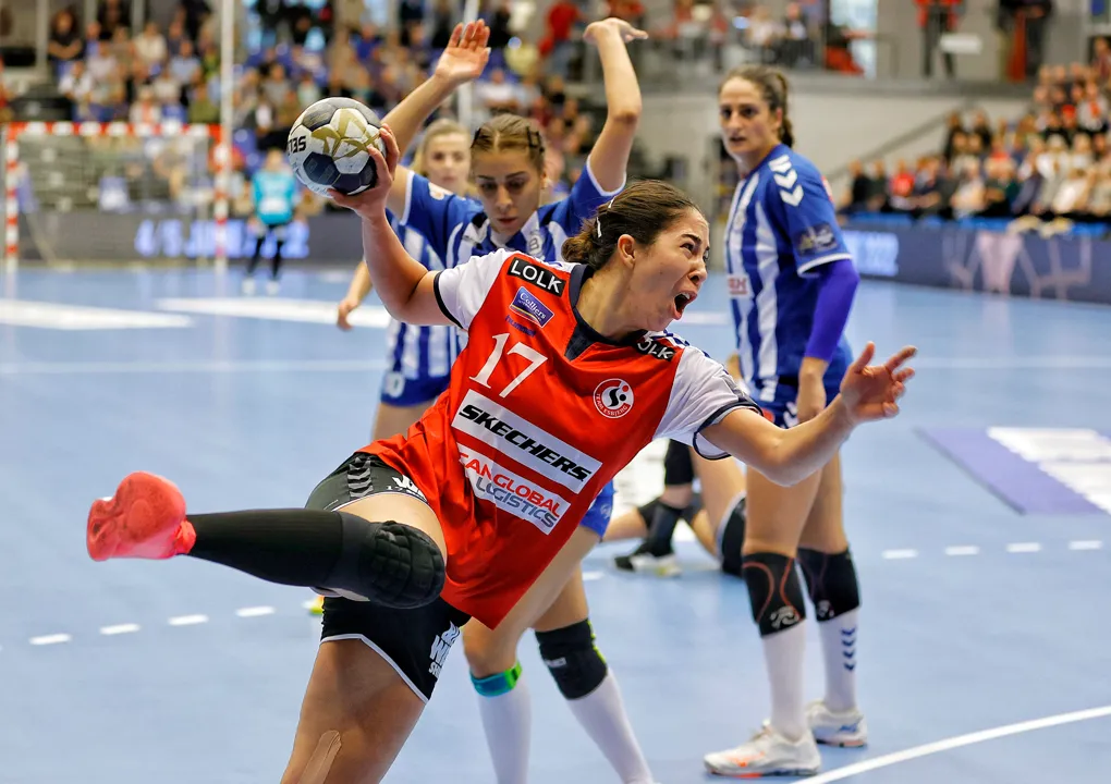Esbjerg cruise to largest victory against Buducnost