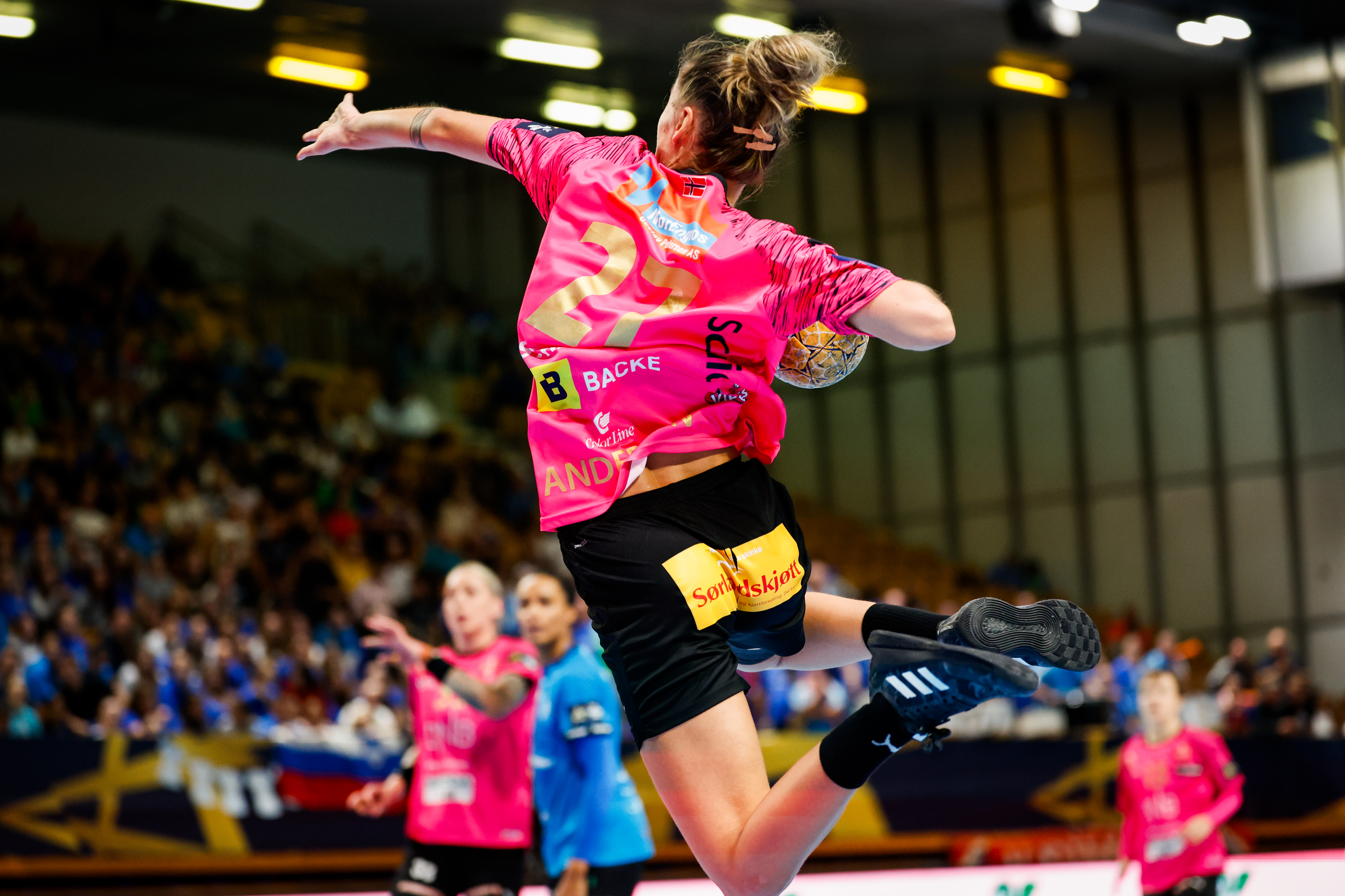 SUMMARY: Krim and Vipers share points in MOTW; Györ, BBM and Ikast prolong streaks