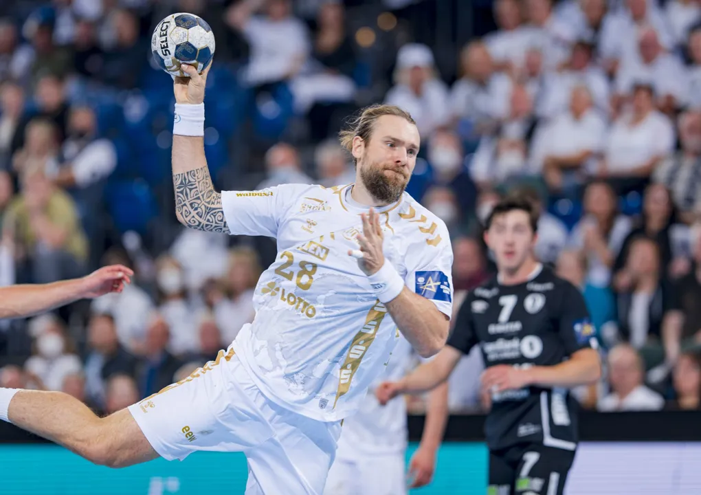 Kiel overcome Elverum in tougher task than expected