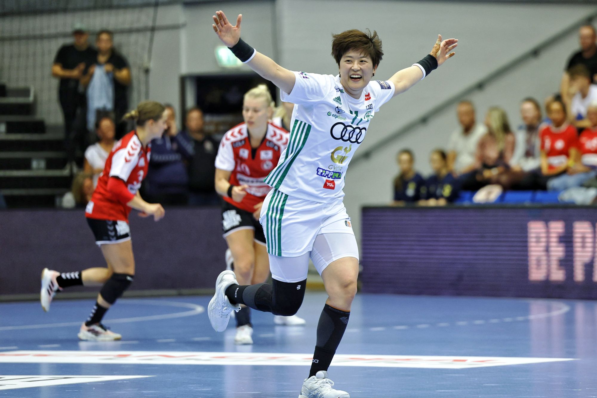 Summary: Györ close opening round with thrilling win