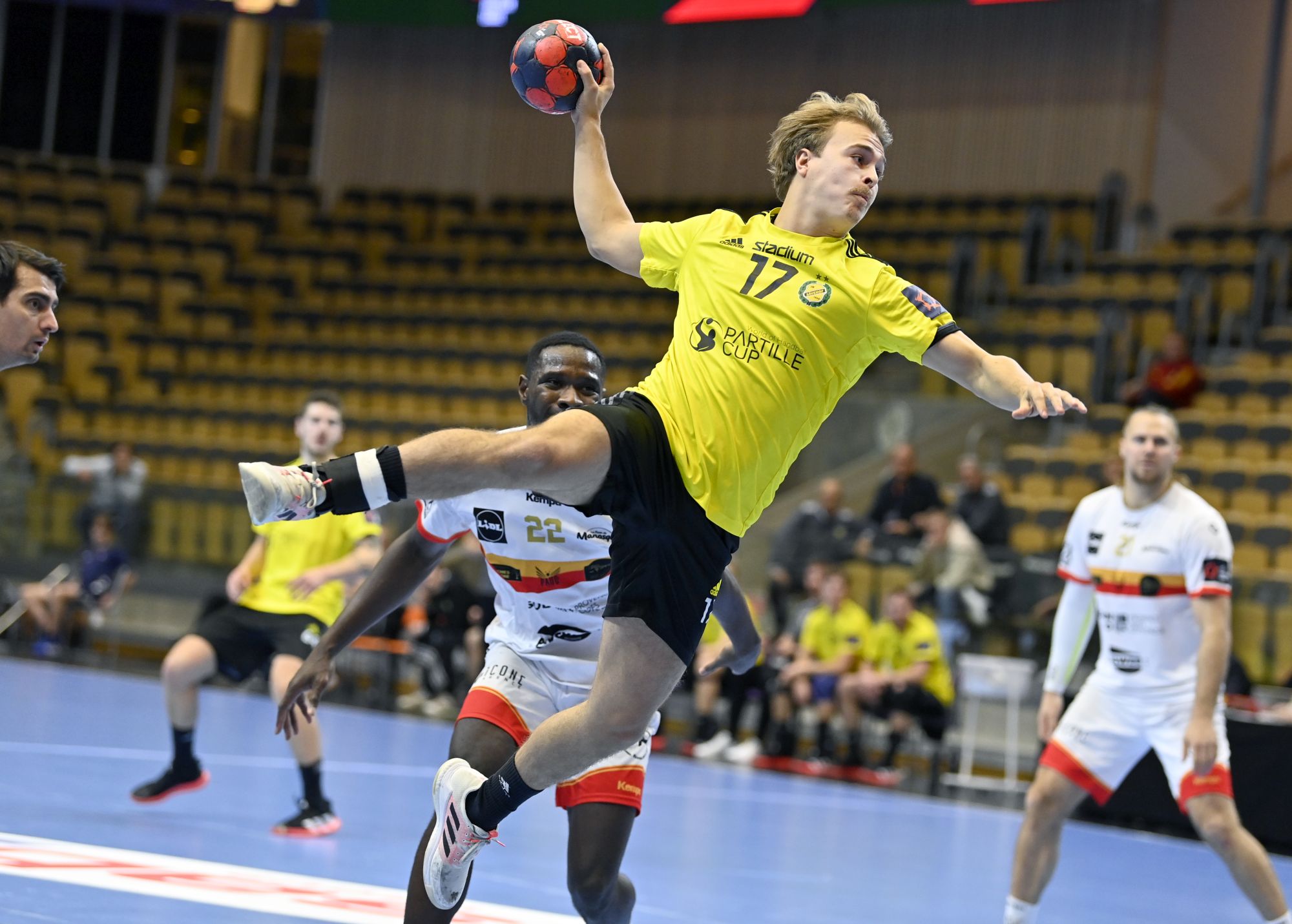 Scintillating start to open the EHF European League Men
