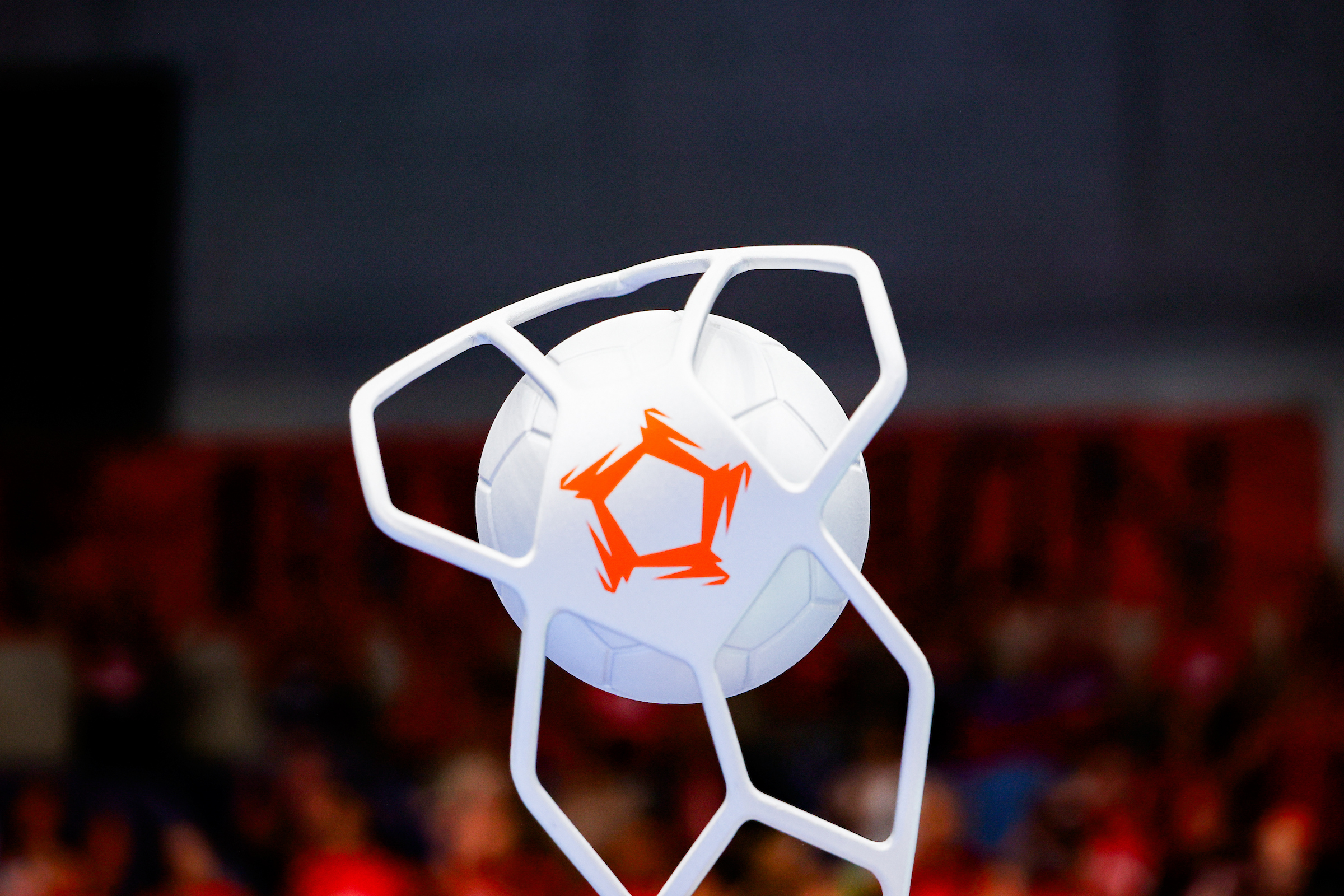 LIVE BLOG: Action peaks in Dijon on finals day