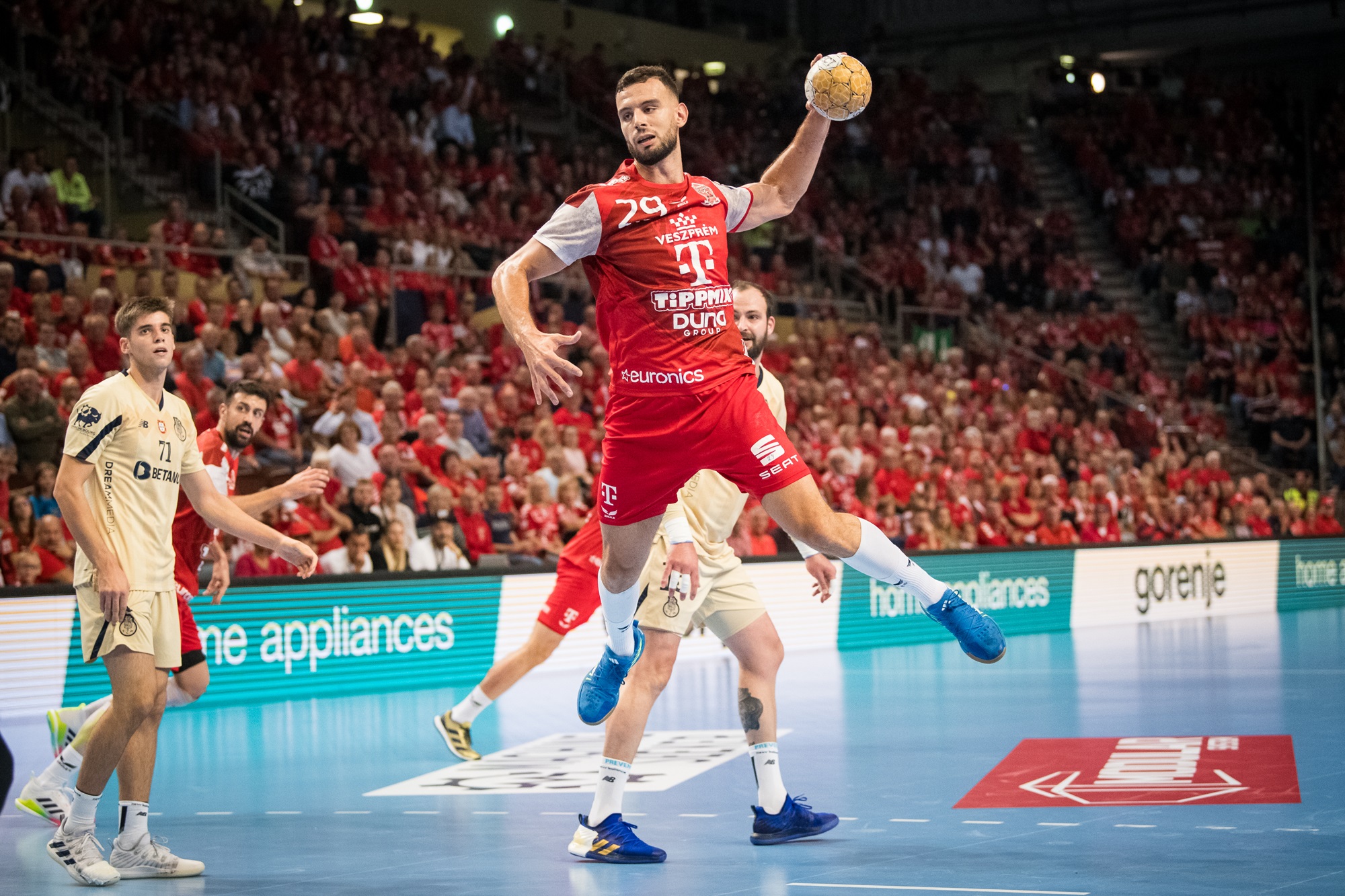 Remili: “We have the greatest vibe in Veszprém”