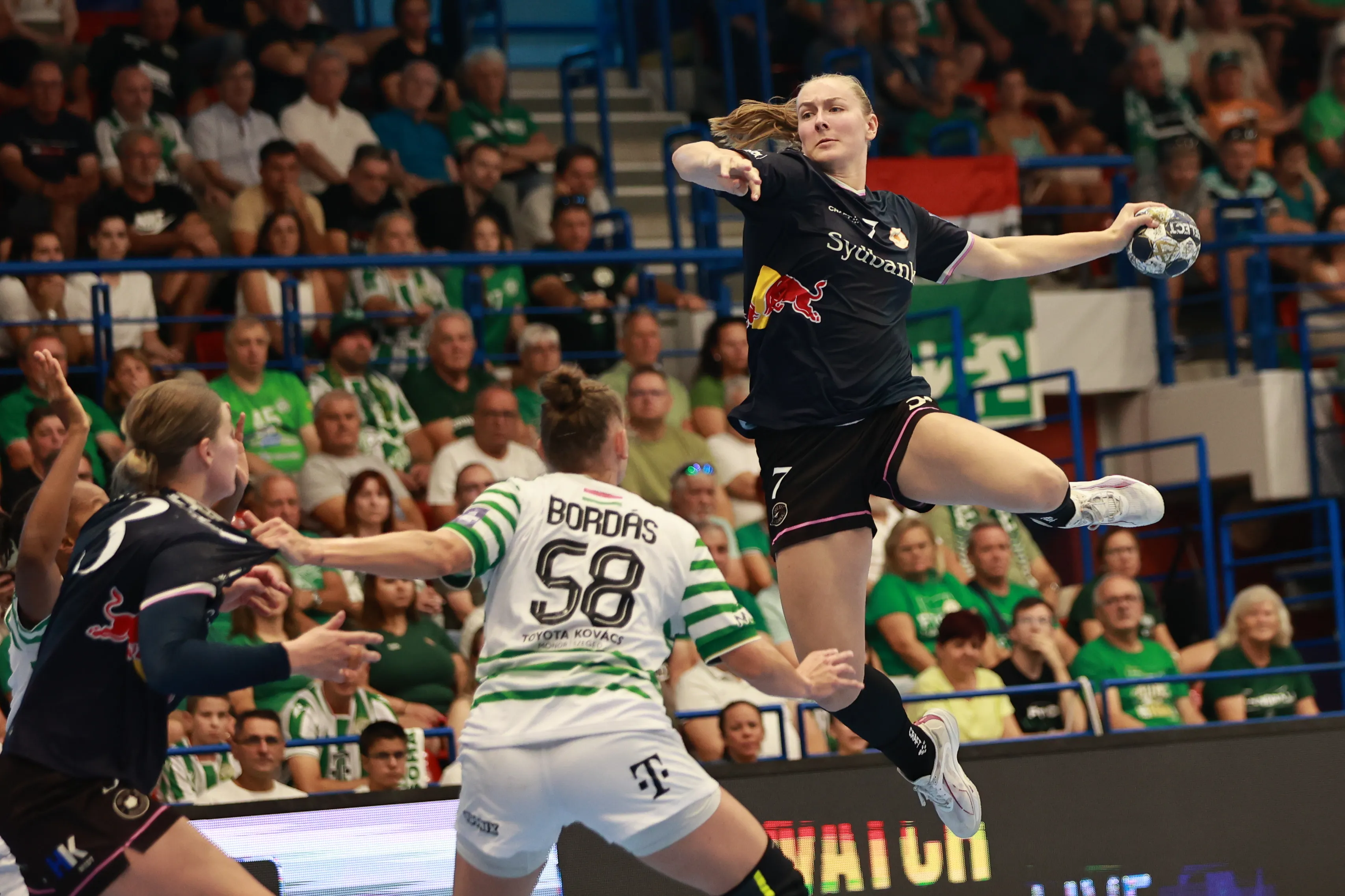 Handball Past Odense claim hard-fought win at FTC; Brest cruise past Krim