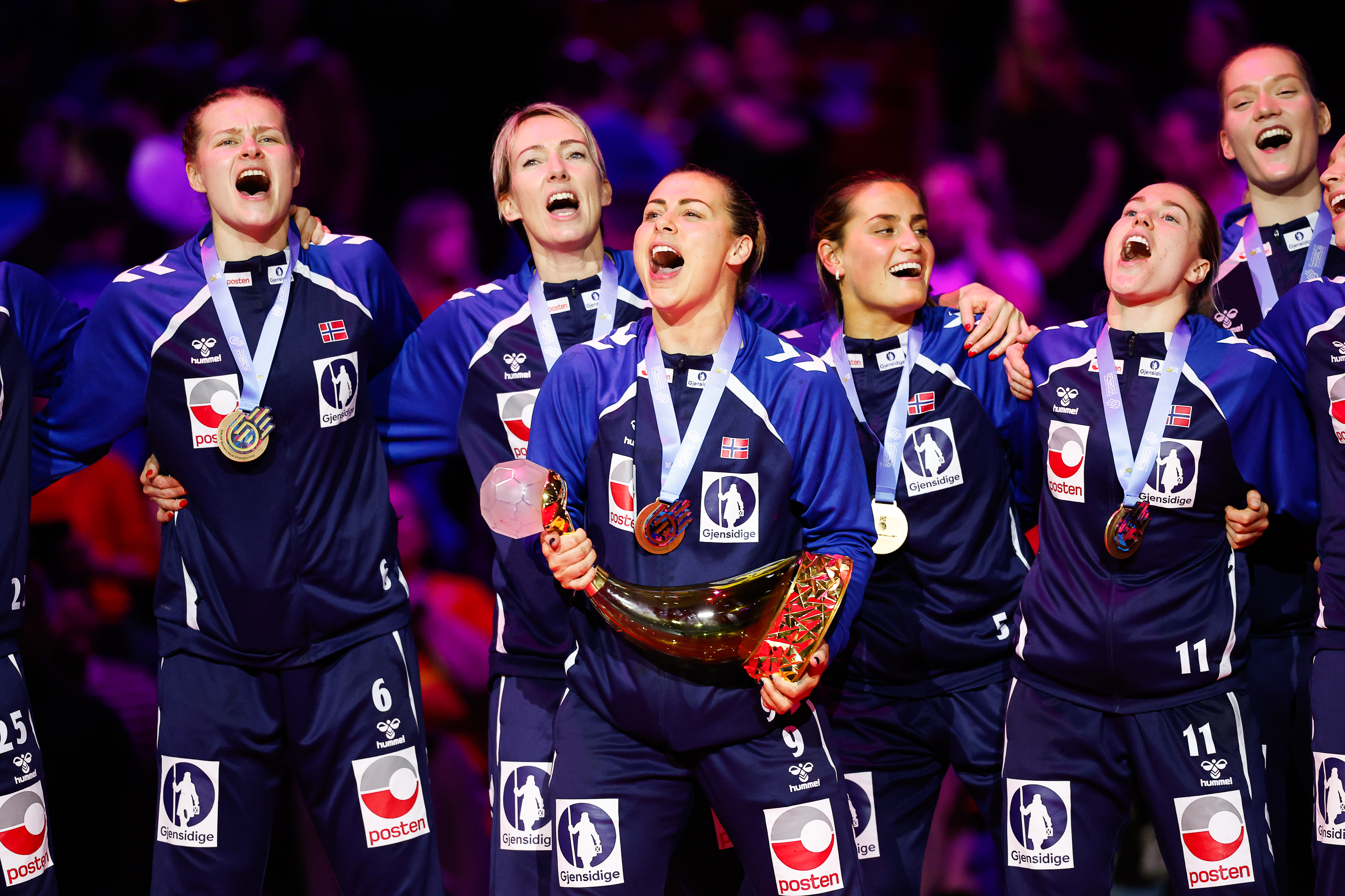 Norway claim fifth world title in emotional finale