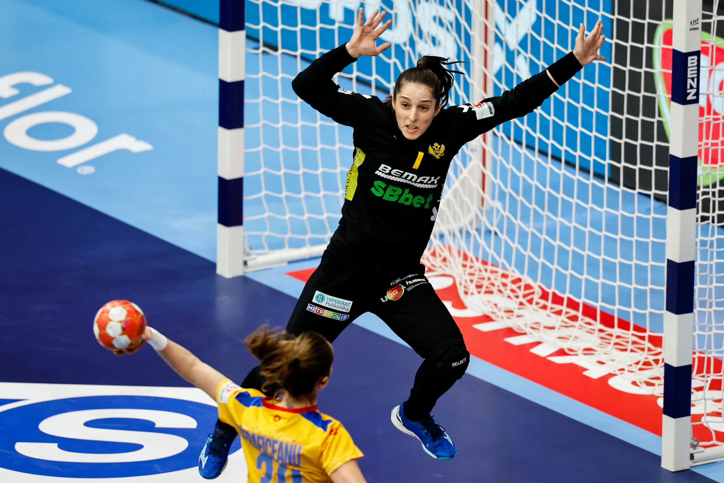 Women's EHF EURO 2024 preliminary round ends with critical matches