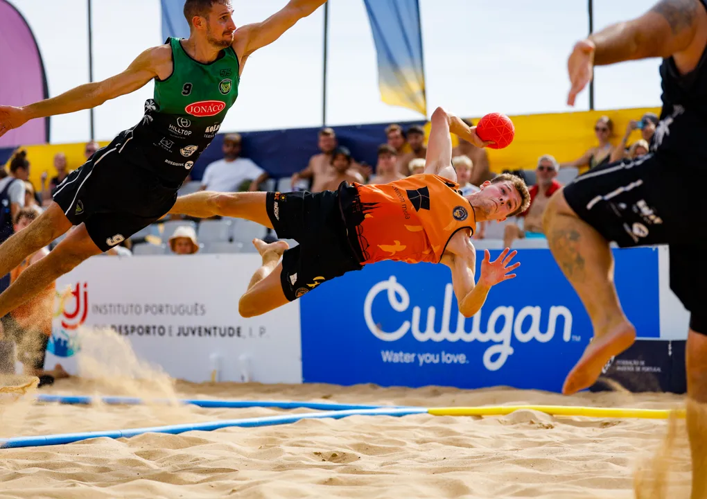 Beach handball battle gets underway at Champions Cup 2025