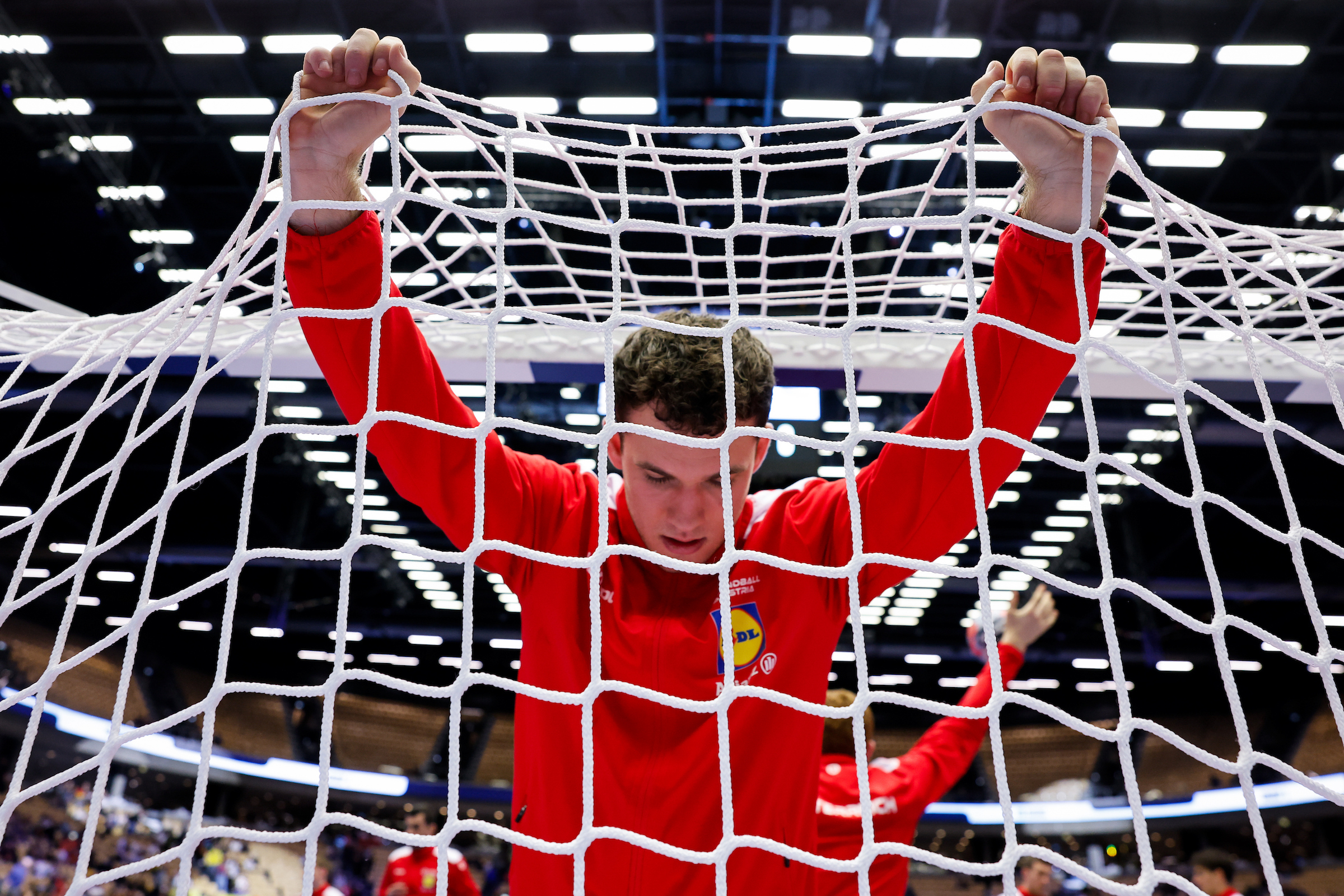 Live blog: Groups A and C prepare to wrap up on Monday evening