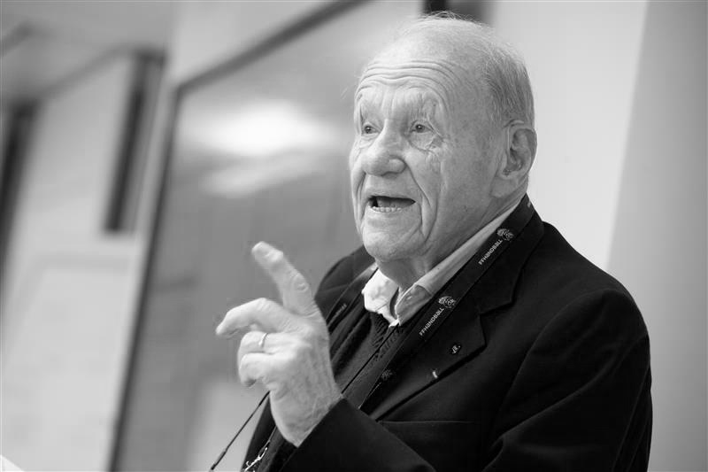 EHF mourns the death of its Honorary Member Claude Rinck