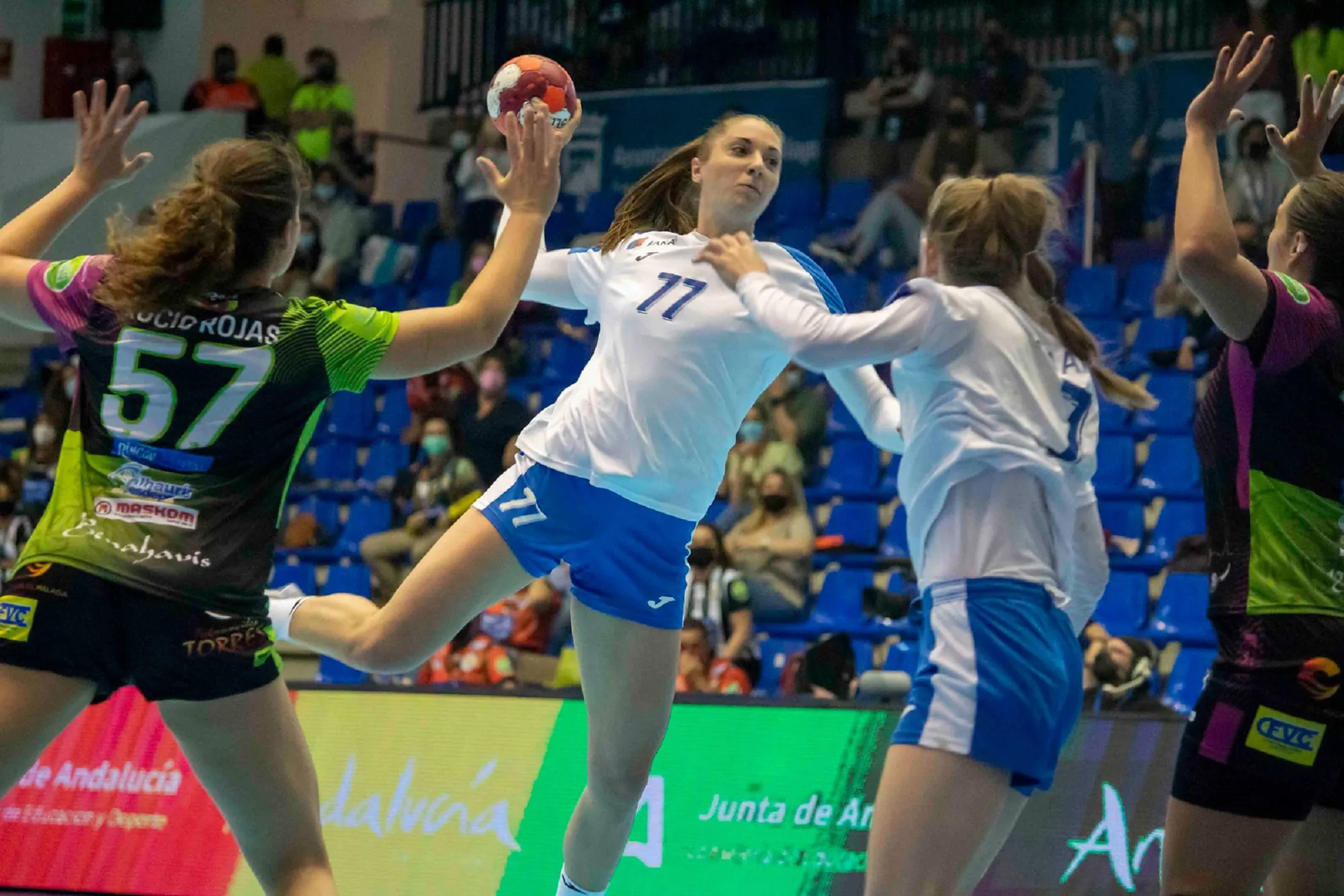 Zagreb to play catch-up with Malaga in final