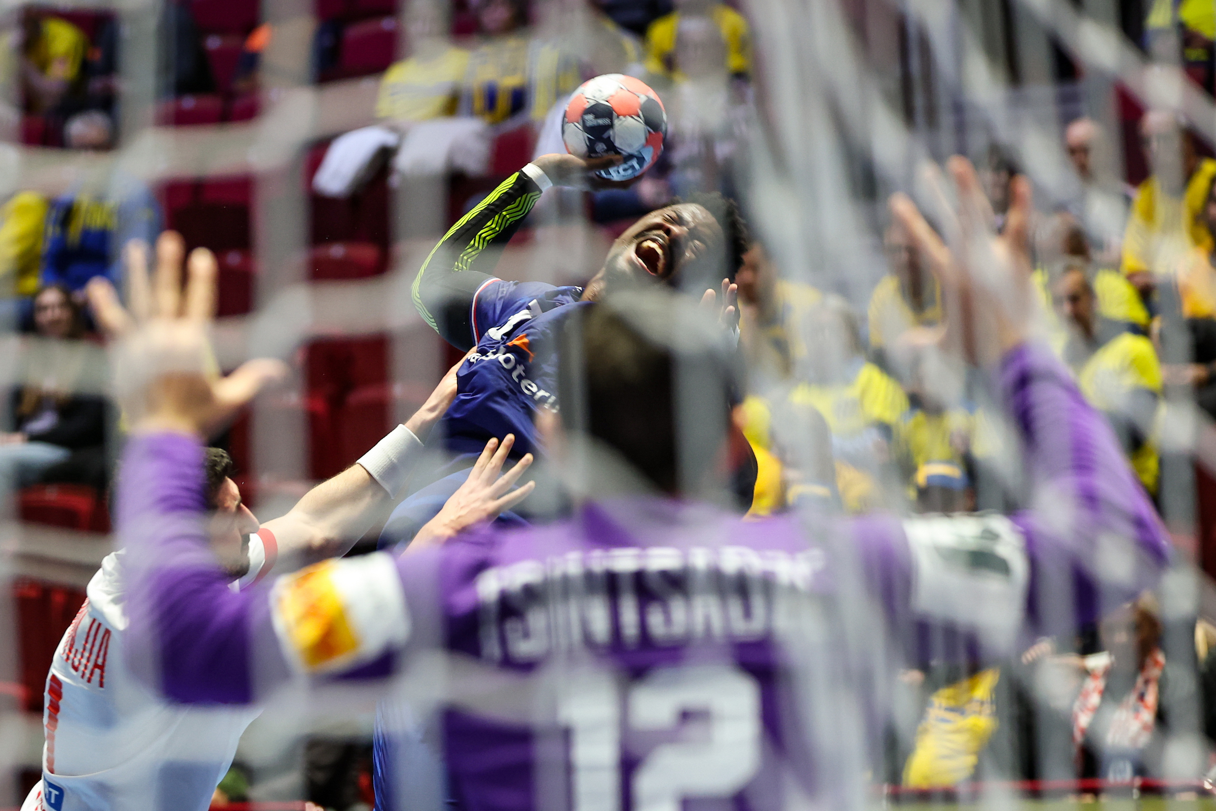 Live blog: Netherlands extend advantage against Georgia