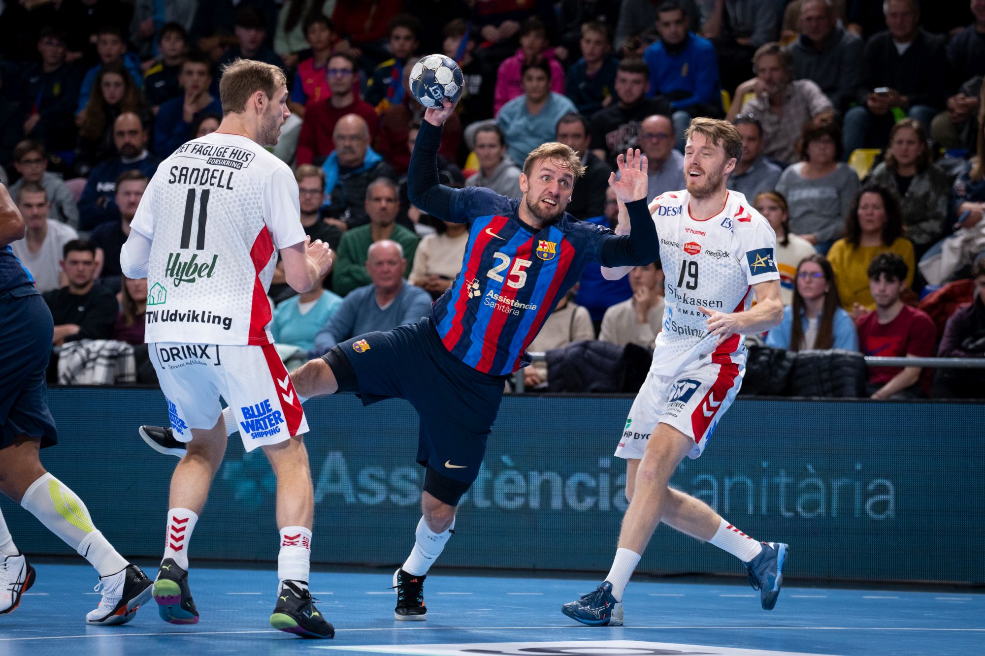 SUMMARY: Barça return to top of group B; Kielce triumph in MOTW