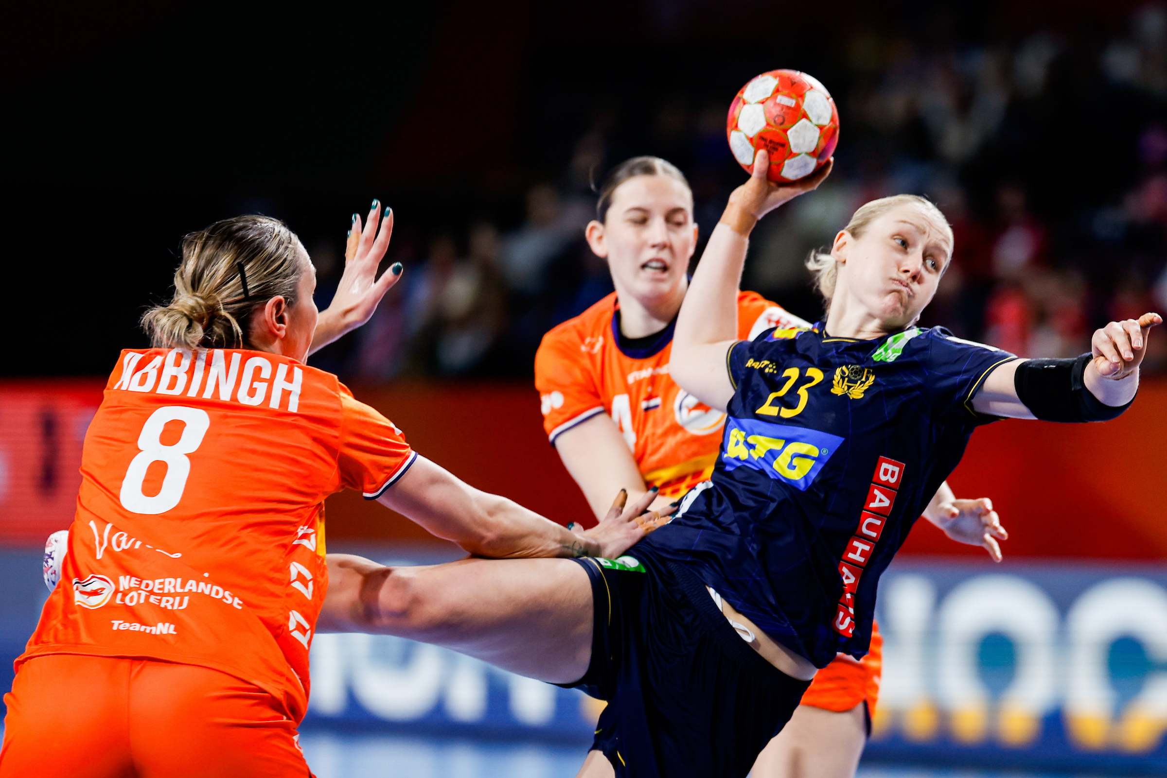 Sweden win tight clash for fifth place