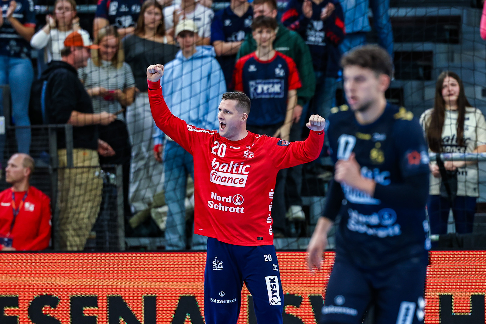 German teams scrape two-goal wins on electrifying opening night